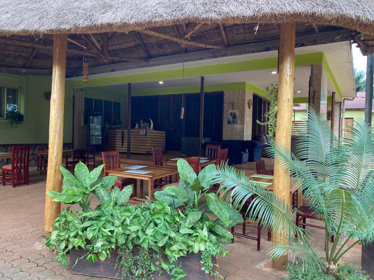 Afro Smile Hotel And Guest House-Jinja Exterior photo