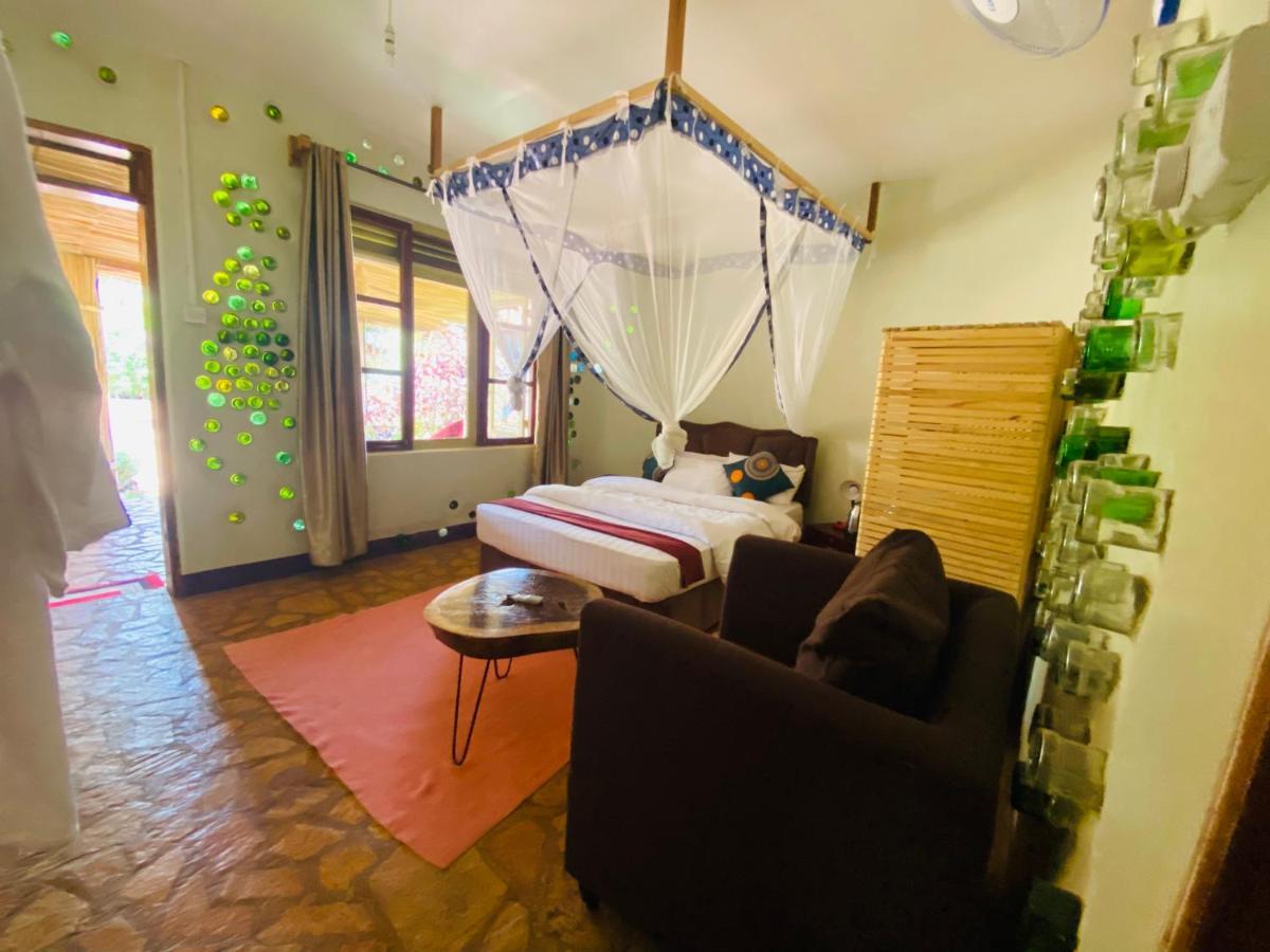 Afro Smile Hotel And Guest House-Jinja Exterior photo